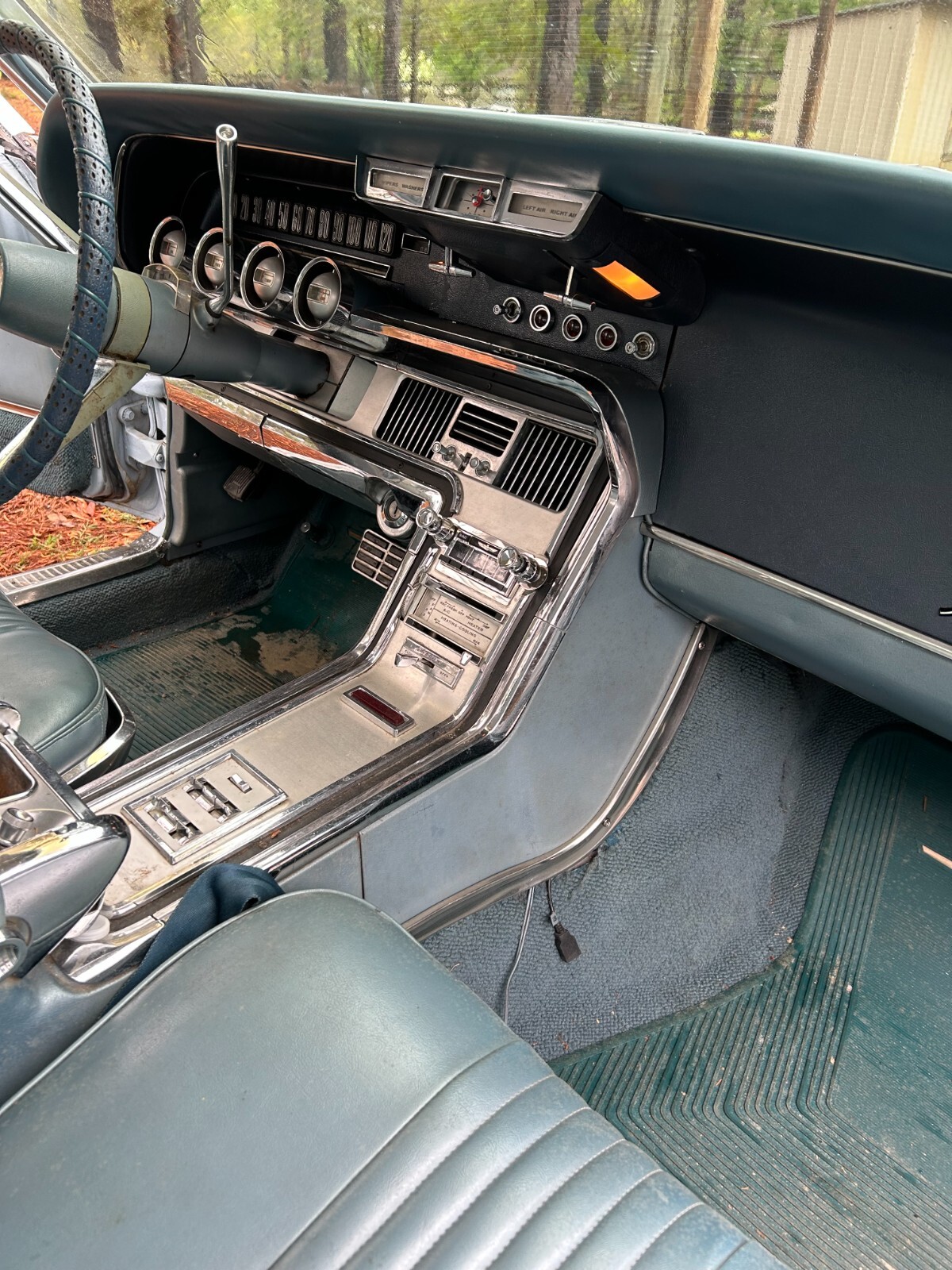 Ford-Thunderbird-1964-Coupe-7