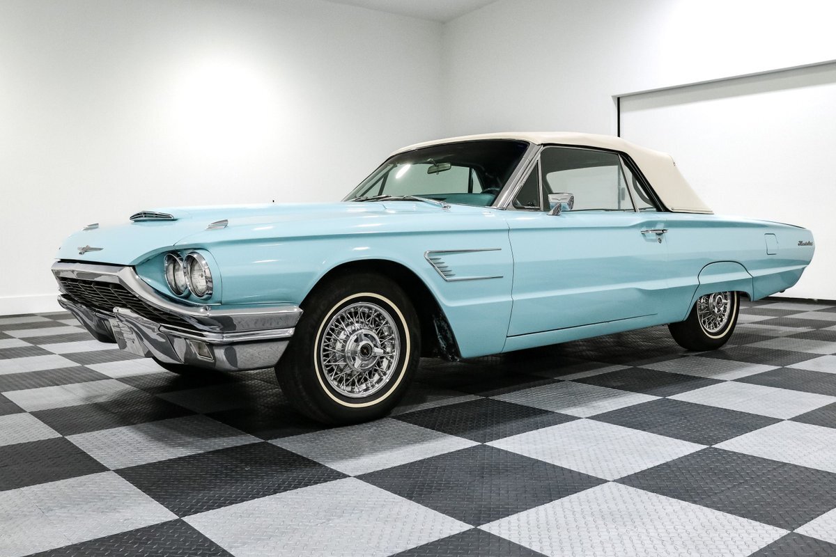 Ford-Thunderbird-1965-Convertible-4