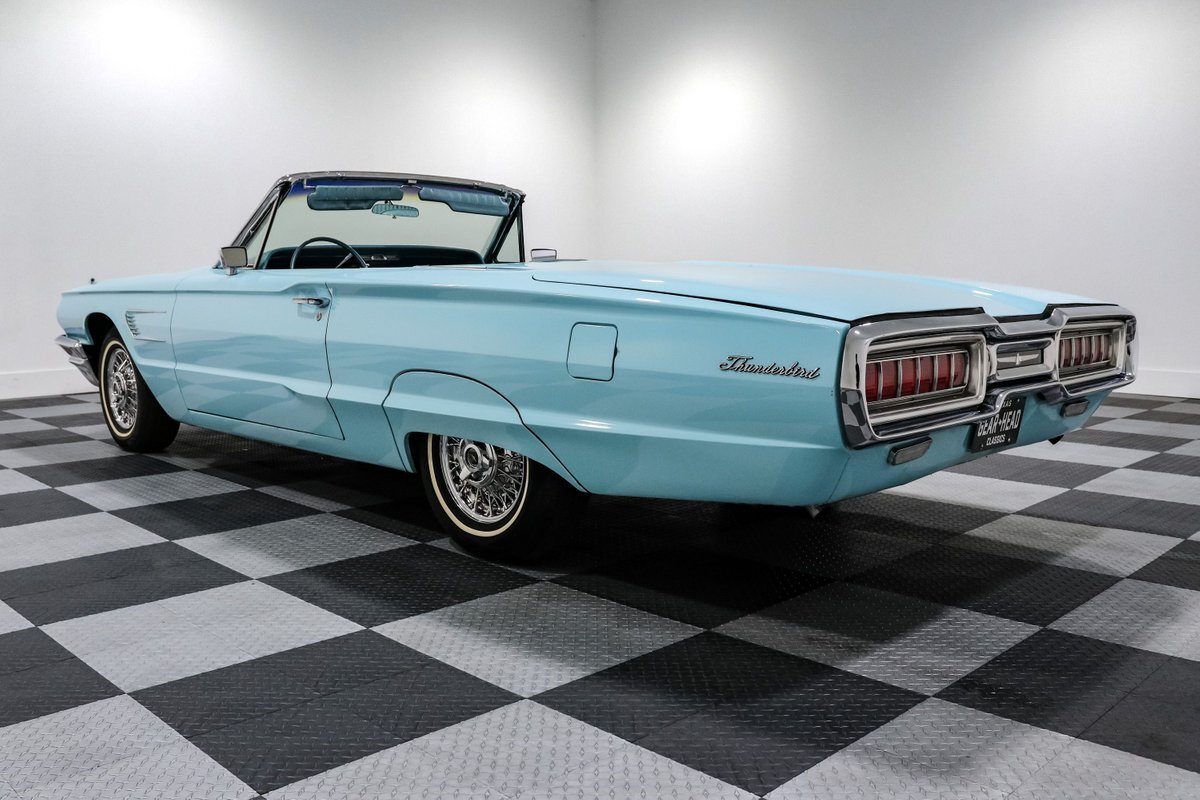 Ford-Thunderbird-1965-Convertible-6