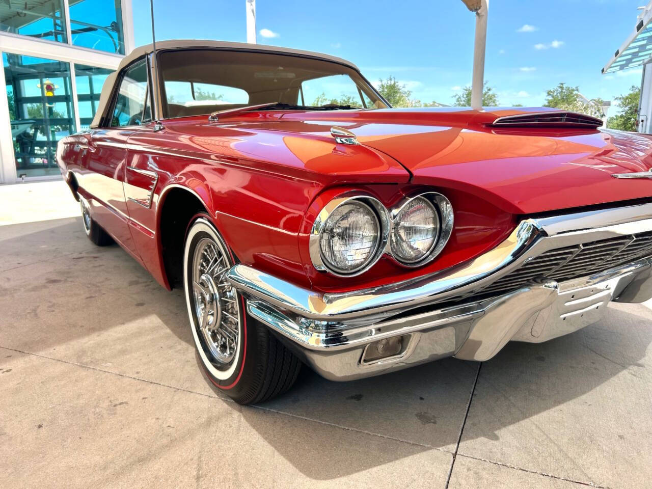 Ford-Thunderbird-1965-Coupe-16