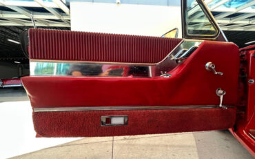 Ford-Thunderbird-1965-Coupe-17