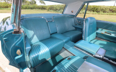 Ford-Thunderbird-1965-Coupe-23