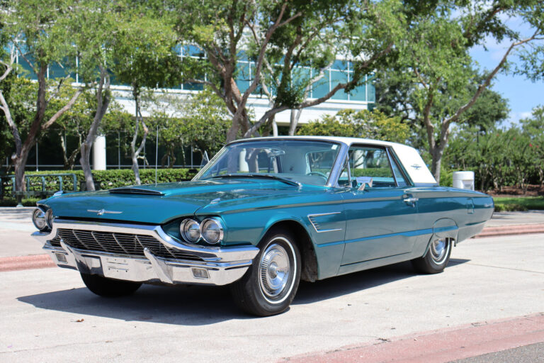 Ford Thunderbird 1965 Coupe