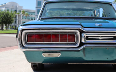 Ford-Thunderbird-1965-Coupe-5