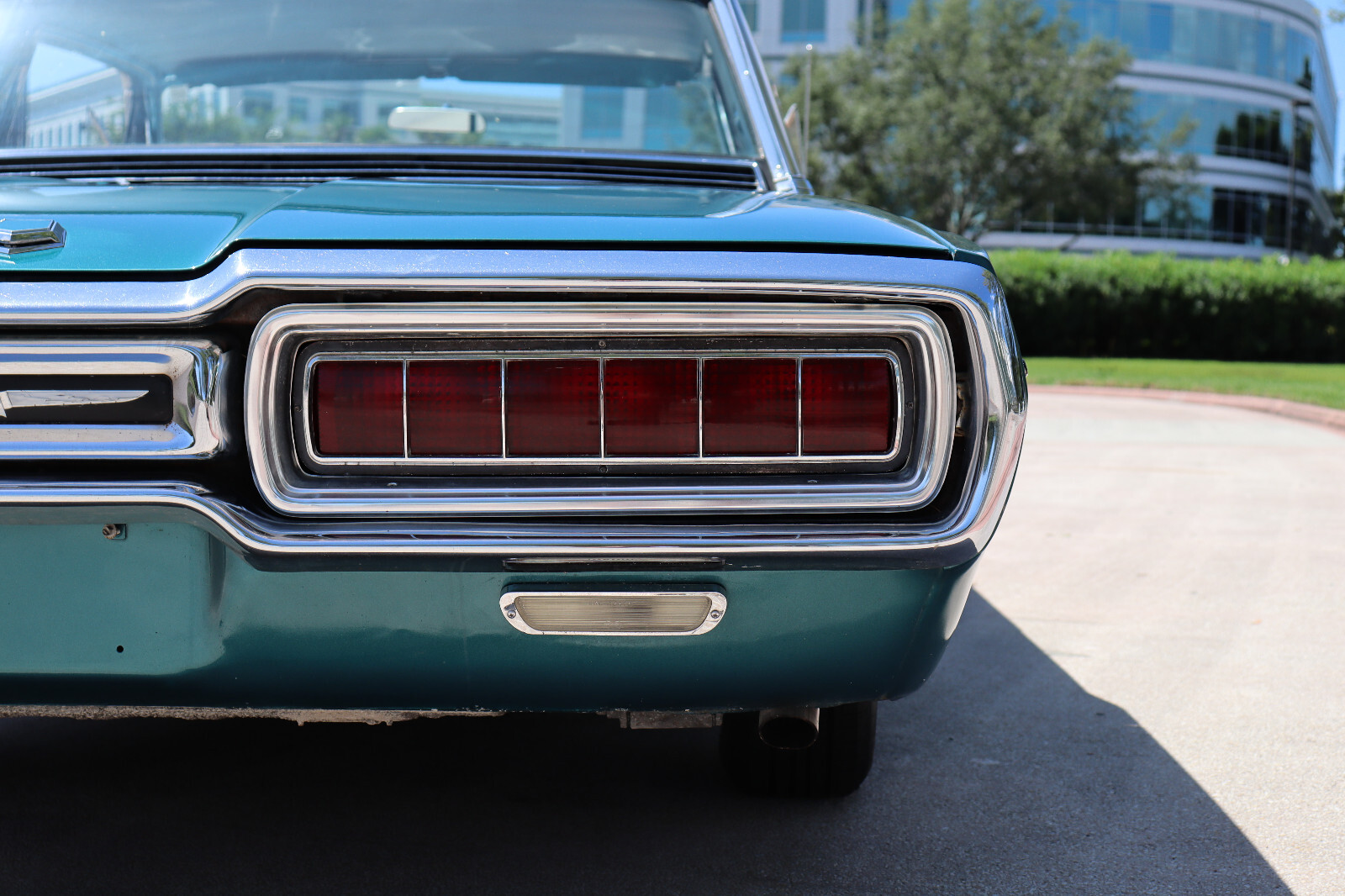 Ford-Thunderbird-1965-Coupe-6