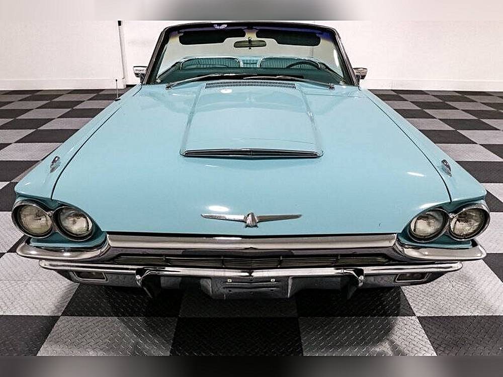 Ford-Thunderbird-1965-custom-2