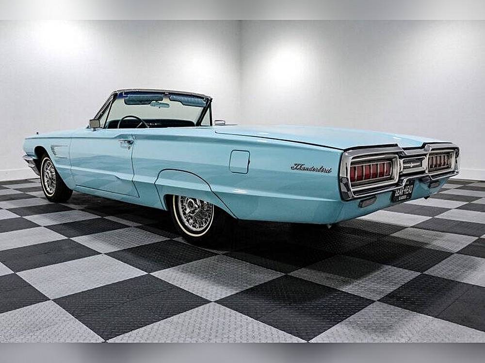 Ford-Thunderbird-1965-custom-6
