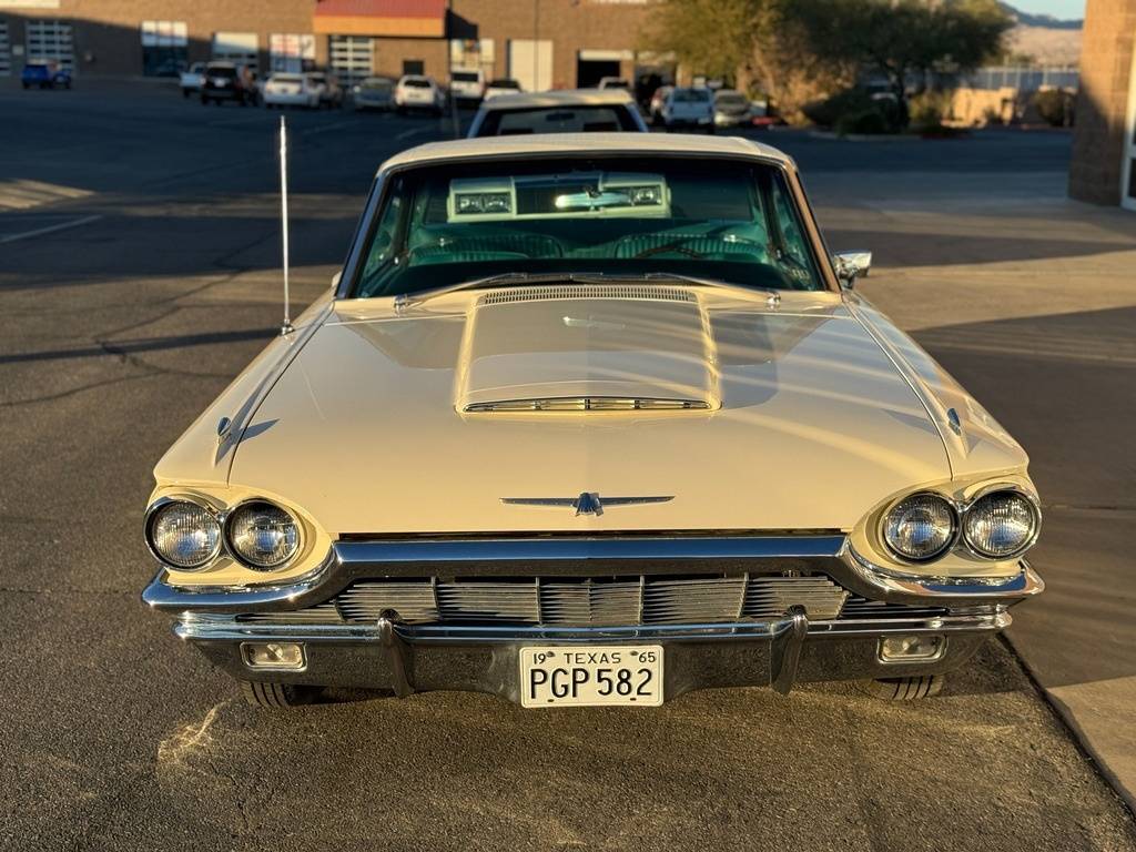Ford-Thunderbird-1965-white-3