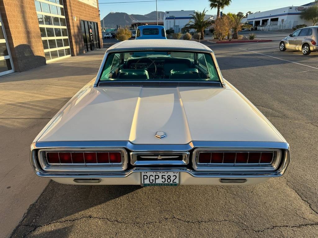 Ford-Thunderbird-1965-white-7