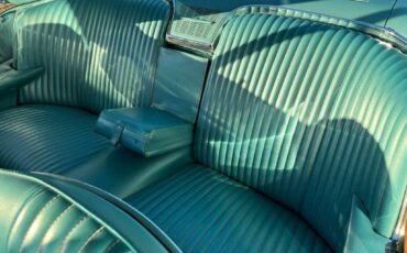 Ford-Thunderbird-1965-white-9