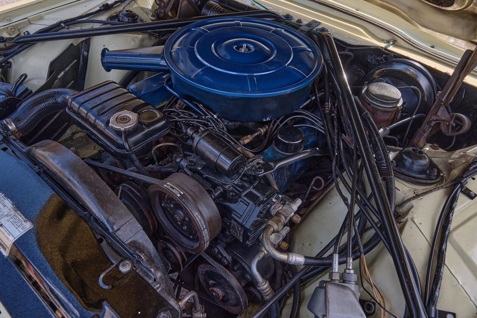 Ford-Thunderbird-1966-2-Door-12