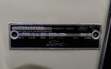 Ford-Thunderbird-1966-2-Door-21