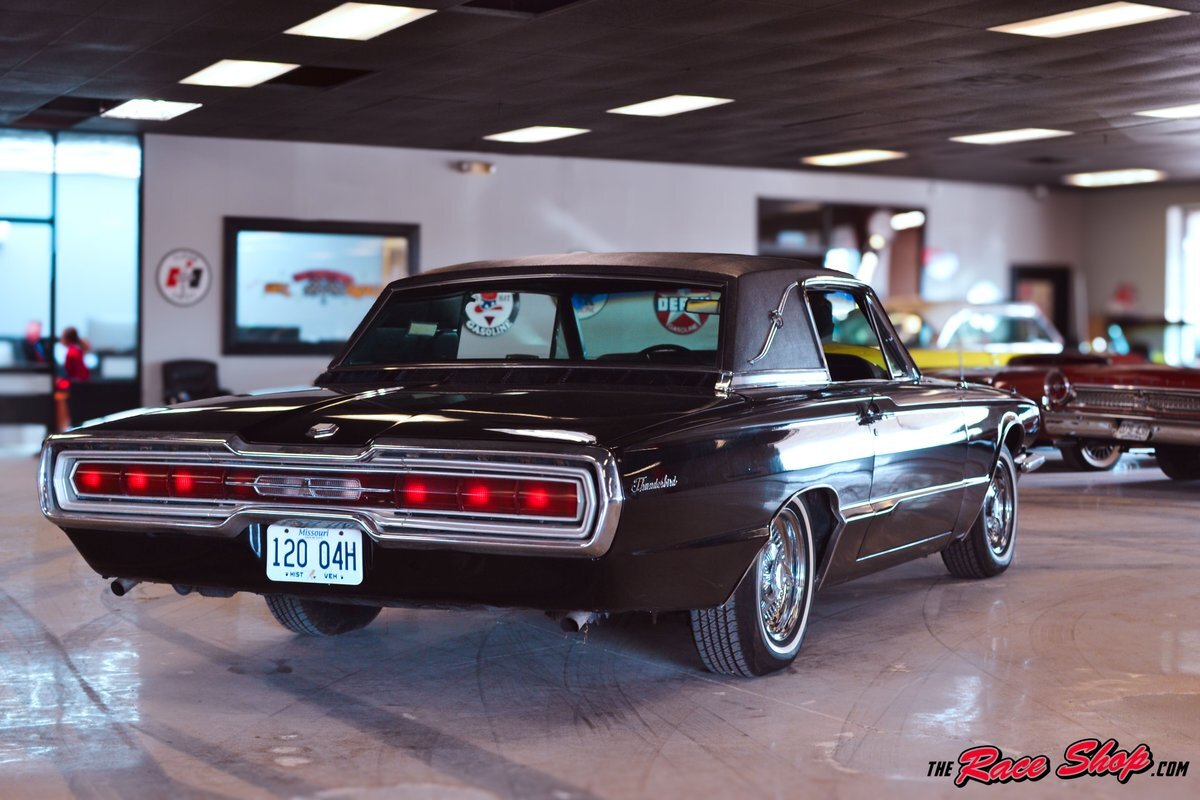 Ford-Thunderbird-1966-5