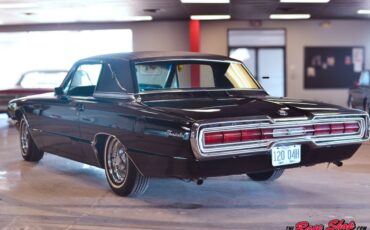 Ford-Thunderbird-1966-7