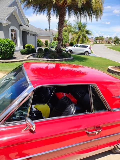 Ford-Thunderbird-1966-red-2