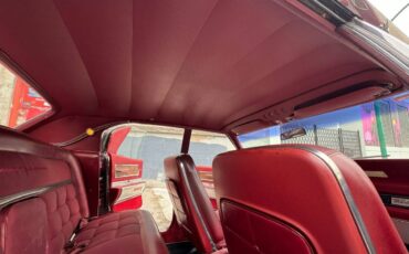 Ford-Thunderbird-1967-red-11