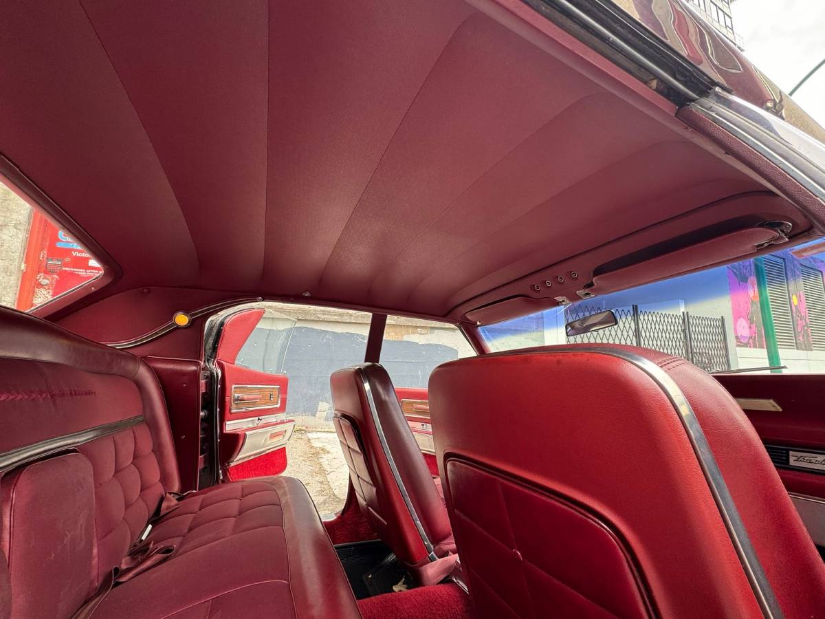Ford-Thunderbird-1967-red-11