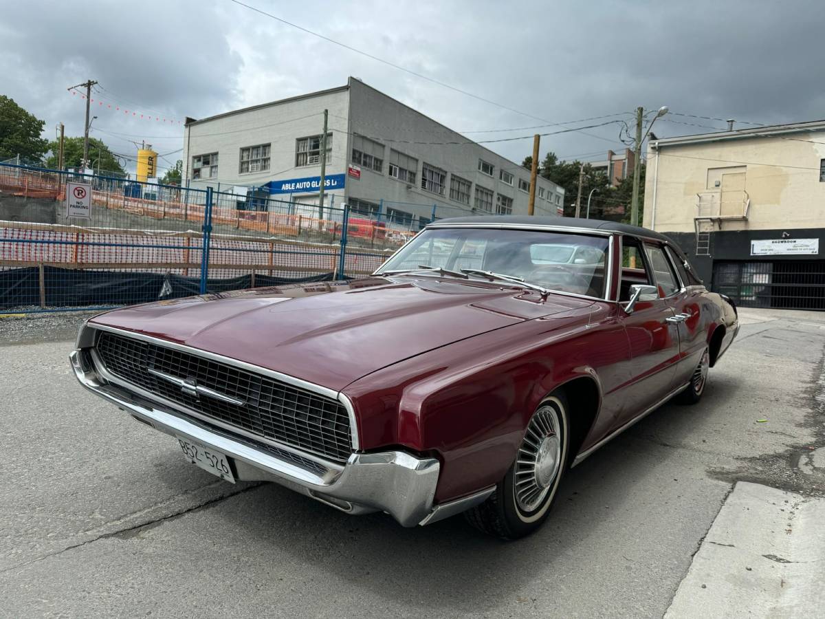 Ford-Thunderbird-1967-red-19