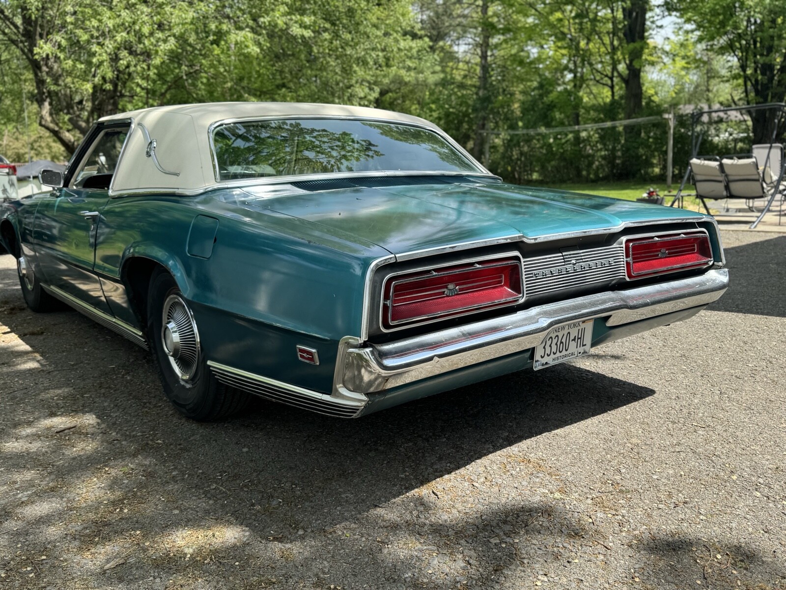 Ford-Thunderbird-1969-Coupe-1