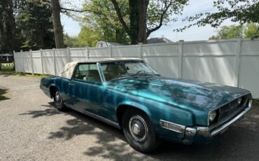 Ford-Thunderbird-1969-Coupe-2