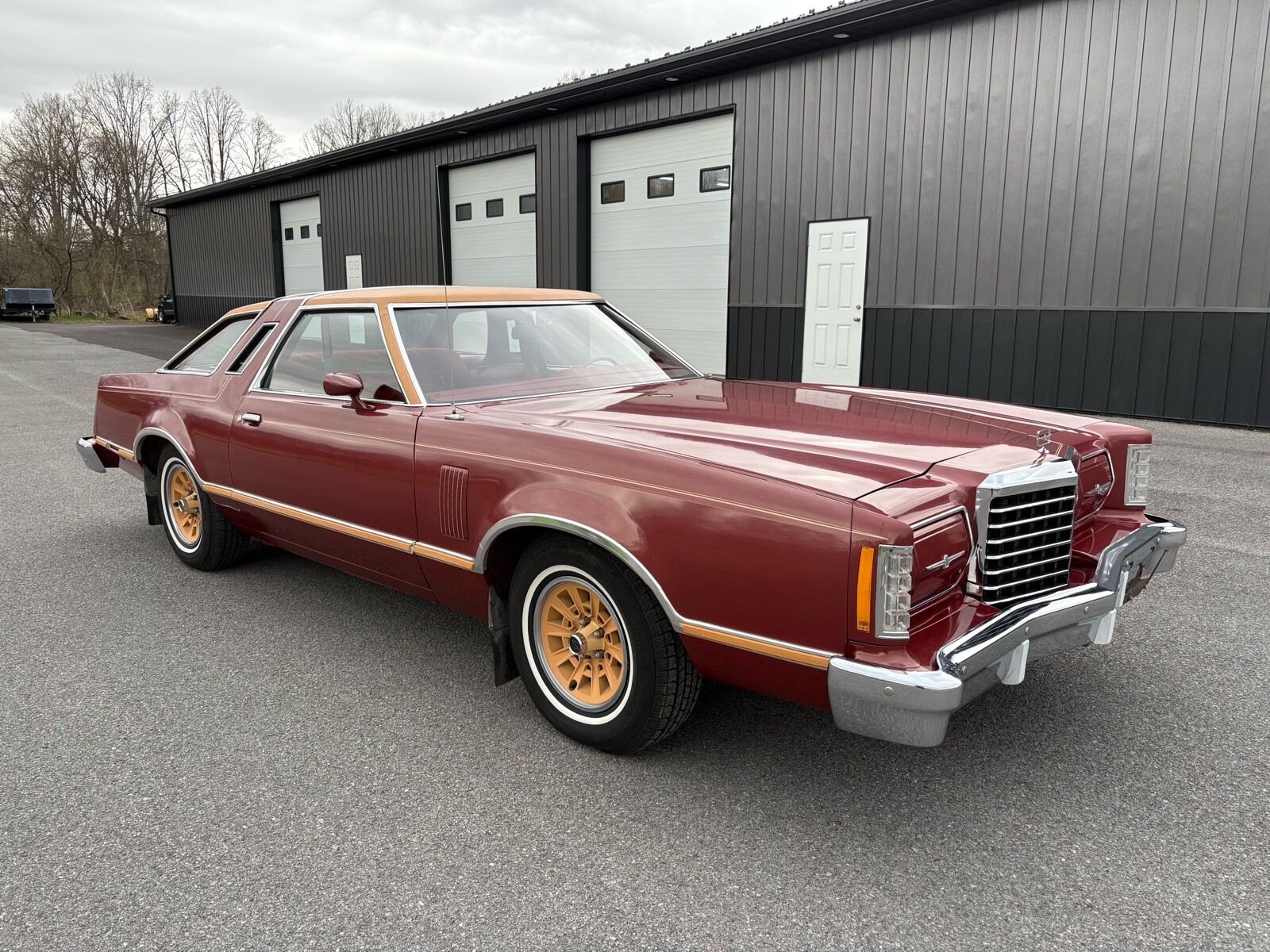 Ford-Thunderbird-1978-Coupe-6