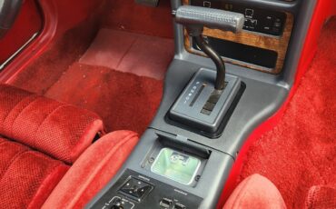 Ford-Thunderbird-1987-Sedan-16