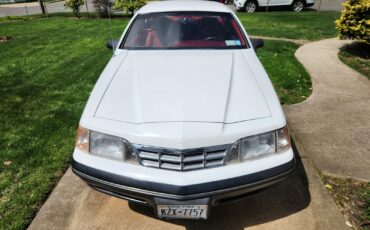 Ford-Thunderbird-1987-Sedan-6