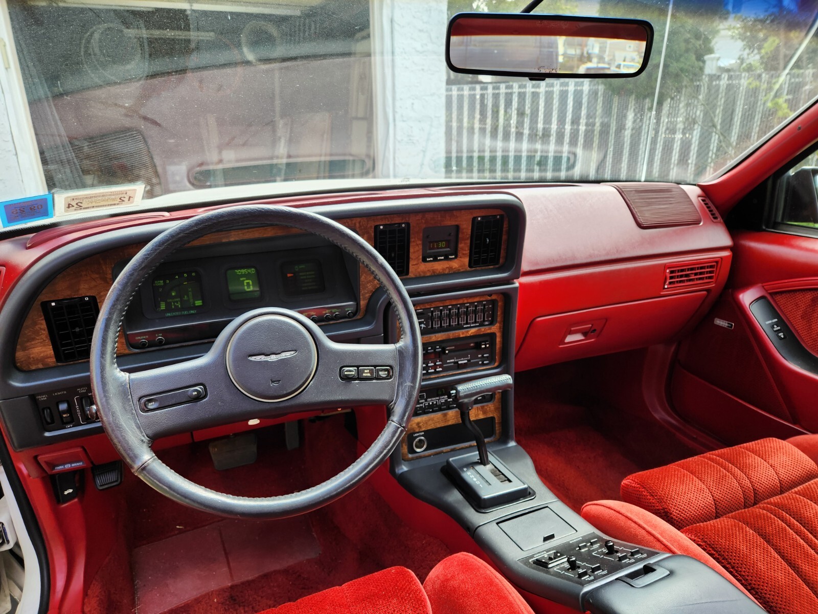 Ford-Thunderbird-1987-Sedan-8