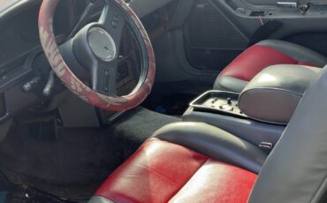 Ford-Thunderbird-1988-Sedan-10