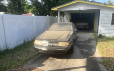 Ford-Thunderbird-1988-Sedan-12