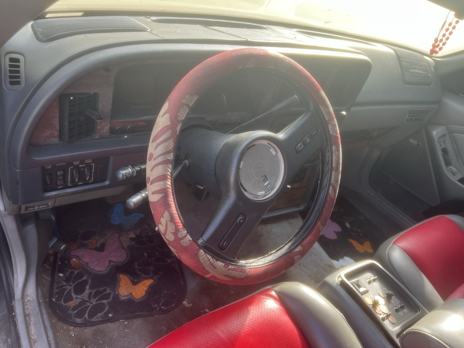 Ford-Thunderbird-1988-Sedan-3