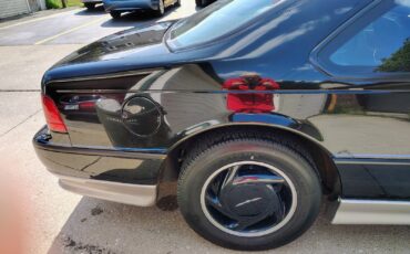 Ford-Thunderbird-1990-1