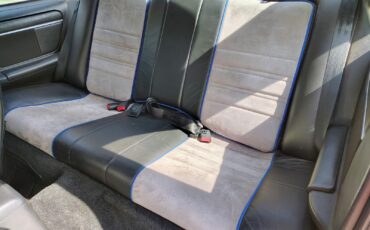 Ford-Thunderbird-1990-11