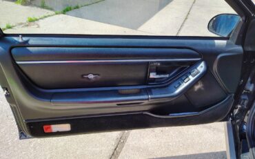 Ford-Thunderbird-1990-14
