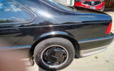 Ford-Thunderbird-1990-7