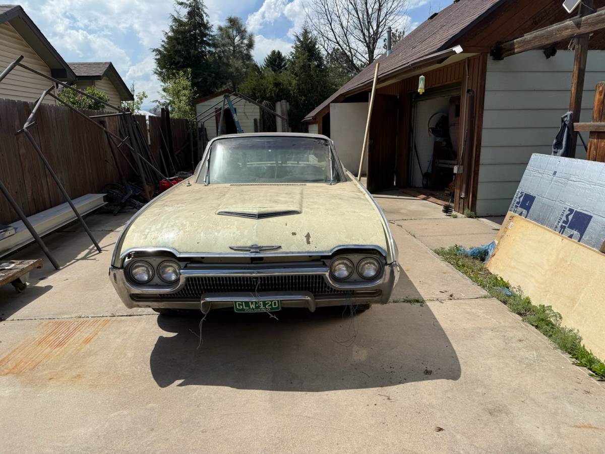 Ford-Thunderbird-coupe-1963-2