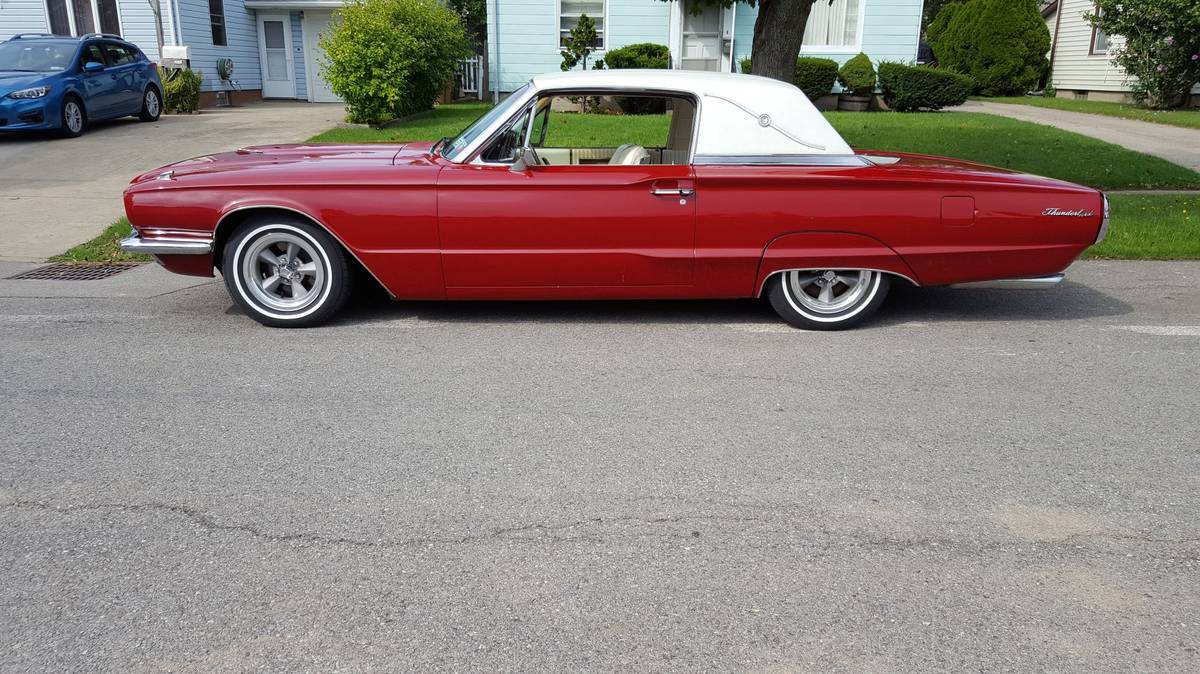 Ford Thunderbird coupe  1966 red
