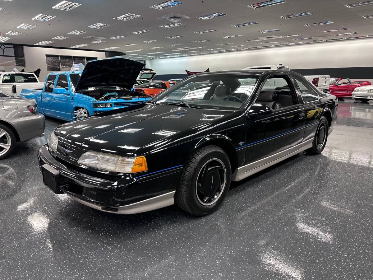 Ford Thunderbird sc  1990