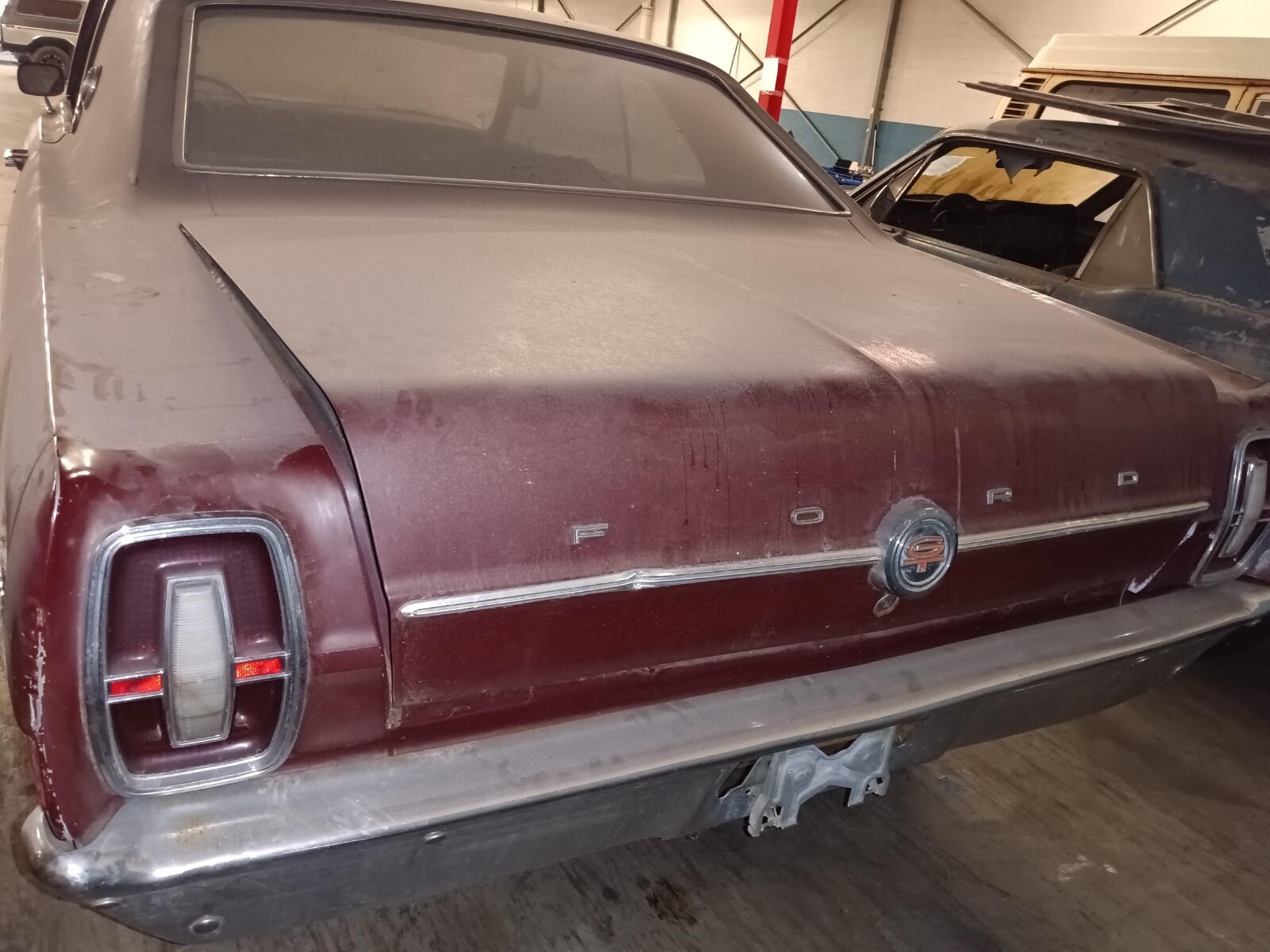 Ford-Torino-1968-Coupe-13