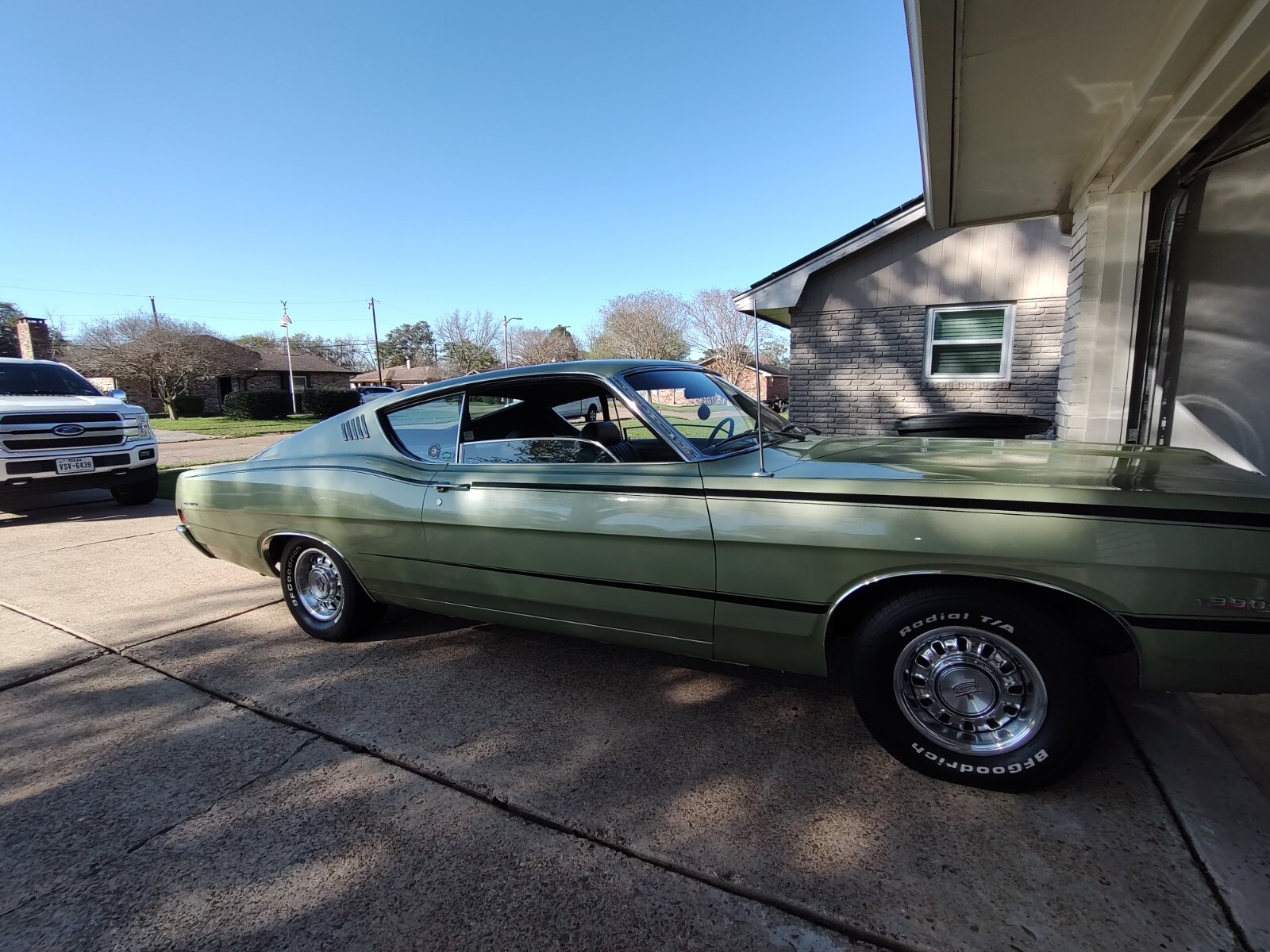 Ford-Torino-1968-Coupe-4