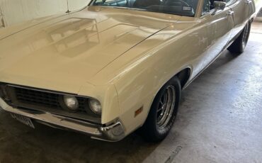 Ford-Torino-1971-Sedan-1