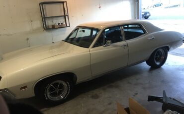 Ford-Torino-1971-Sedan-2
