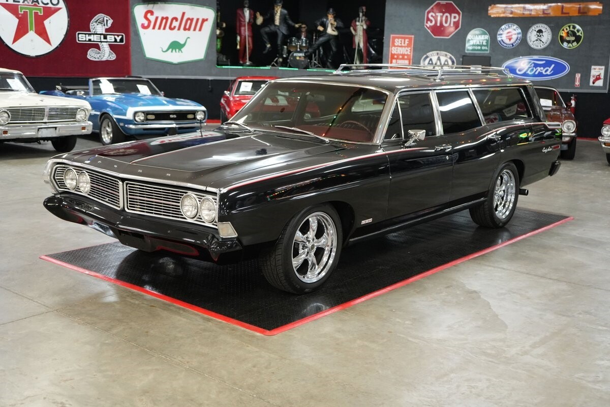 Ford-Torino-Country-Sedan-Wagon-1968-Station-Wagon-1