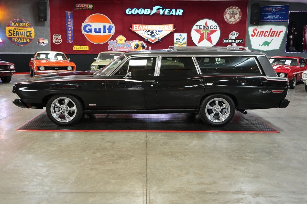 Ford-Torino-Country-Sedan-Wagon-1968-Station-Wagon-2