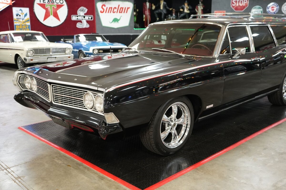 Ford-Torino-Country-Sedan-Wagon-1968-Station-Wagon-26