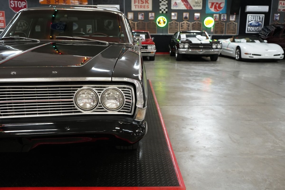 Ford-Torino-Country-Sedan-Wagon-1968-Station-Wagon-27
