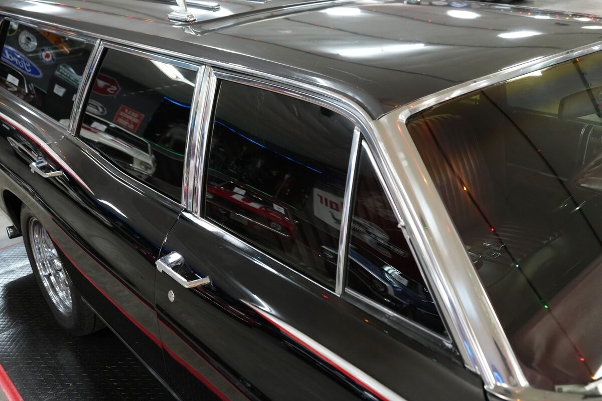 Ford-Torino-Country-Sedan-Wagon-1968-Station-Wagon-34