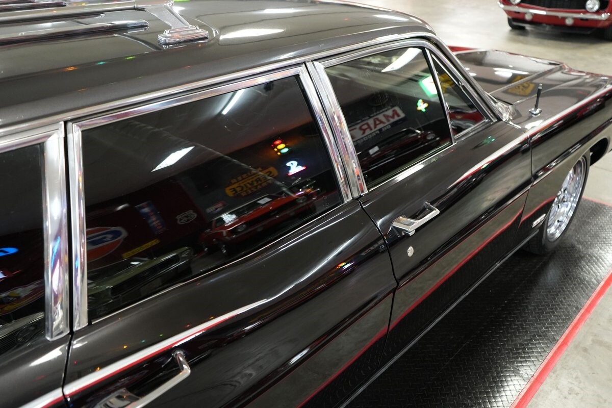 Ford-Torino-Country-Sedan-Wagon-1968-Station-Wagon-35