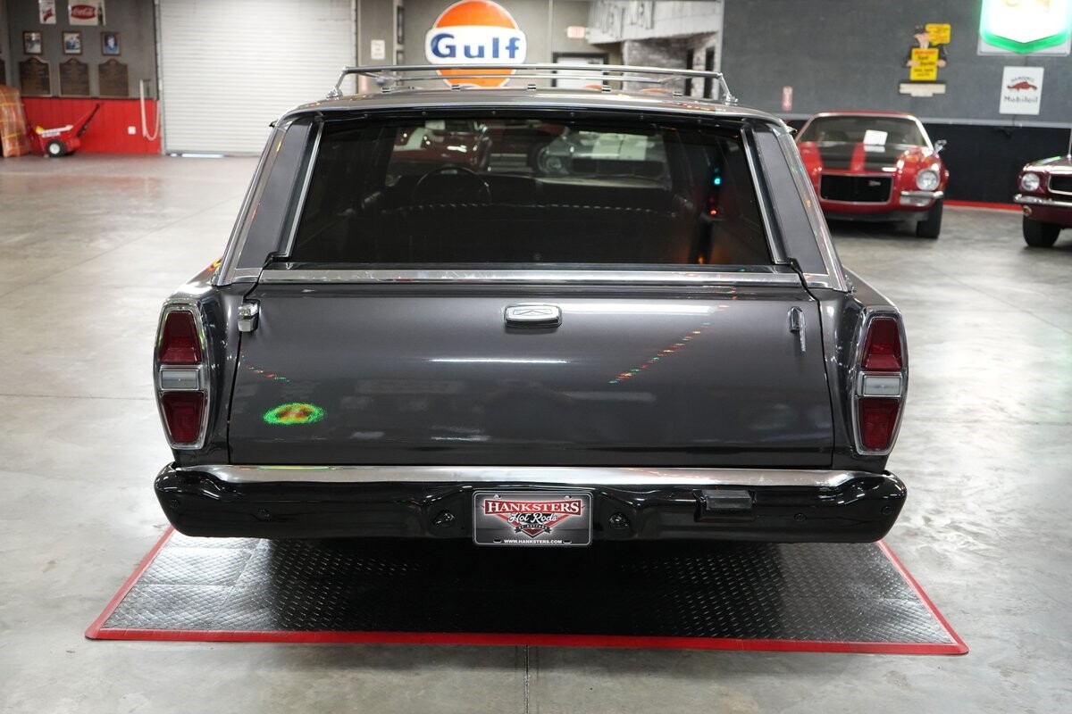 Ford-Torino-Country-Sedan-Wagon-1968-Station-Wagon-4