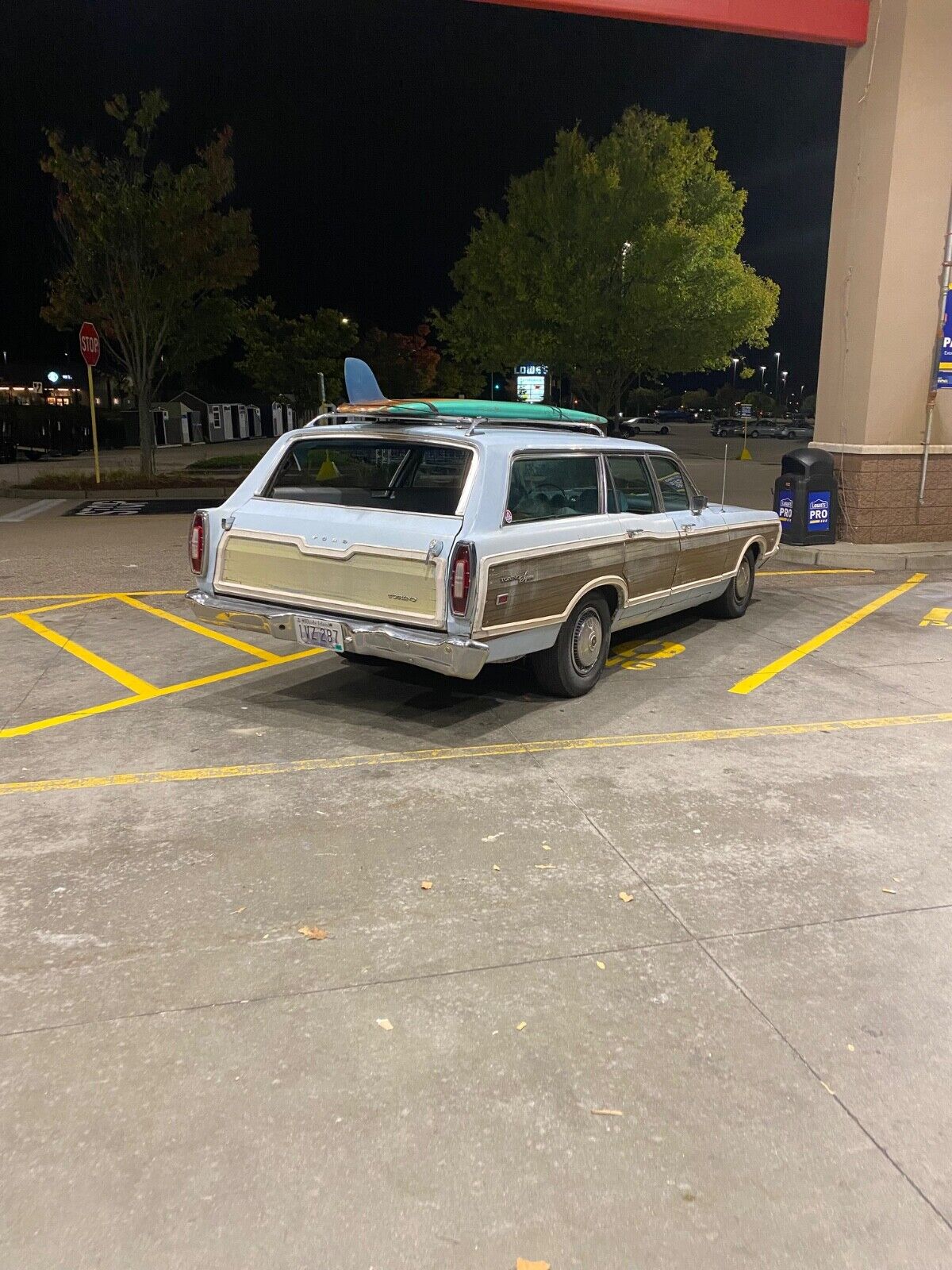 Ford-Torino-Squire-390-Wagon-1969-Wagon-10